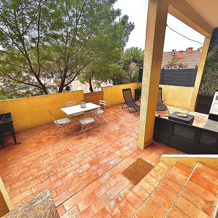 Appartement Proche Mer Avec Terrasse Et Jardin Privatif Hyères Extérieur photo