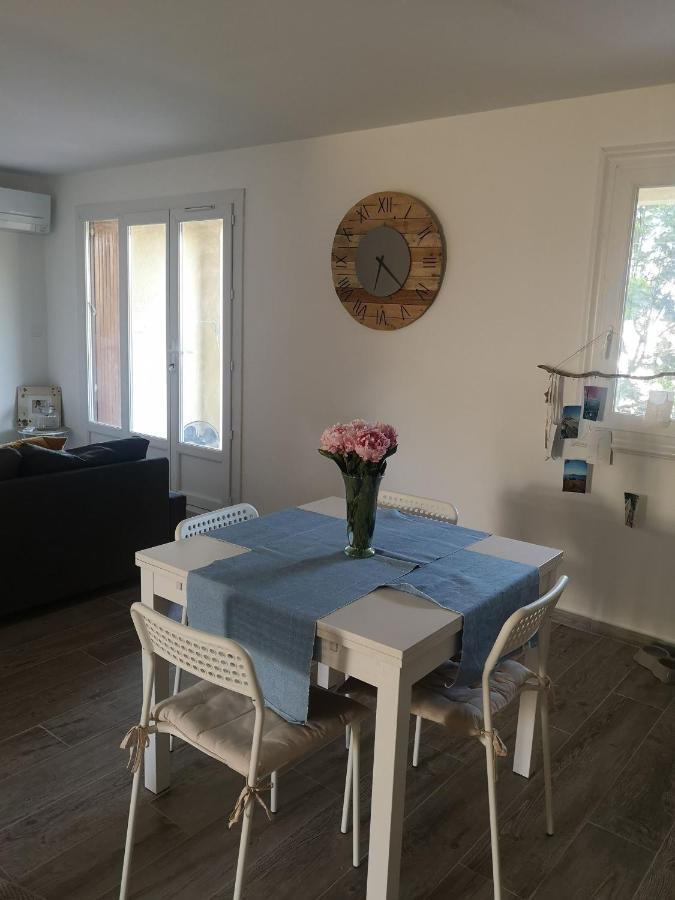 Appartement Proche Mer Avec Terrasse Et Jardin Privatif Hyères Extérieur photo