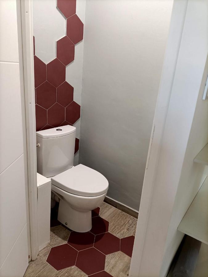 Appartement Proche Mer Avec Terrasse Et Jardin Privatif Hyères Extérieur photo